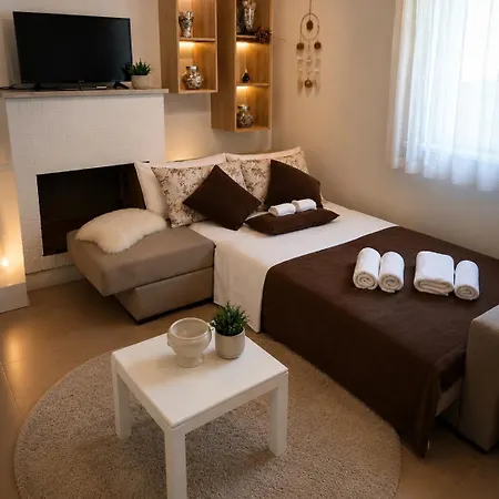 Dinas House 4 * Nea Kallikrateia